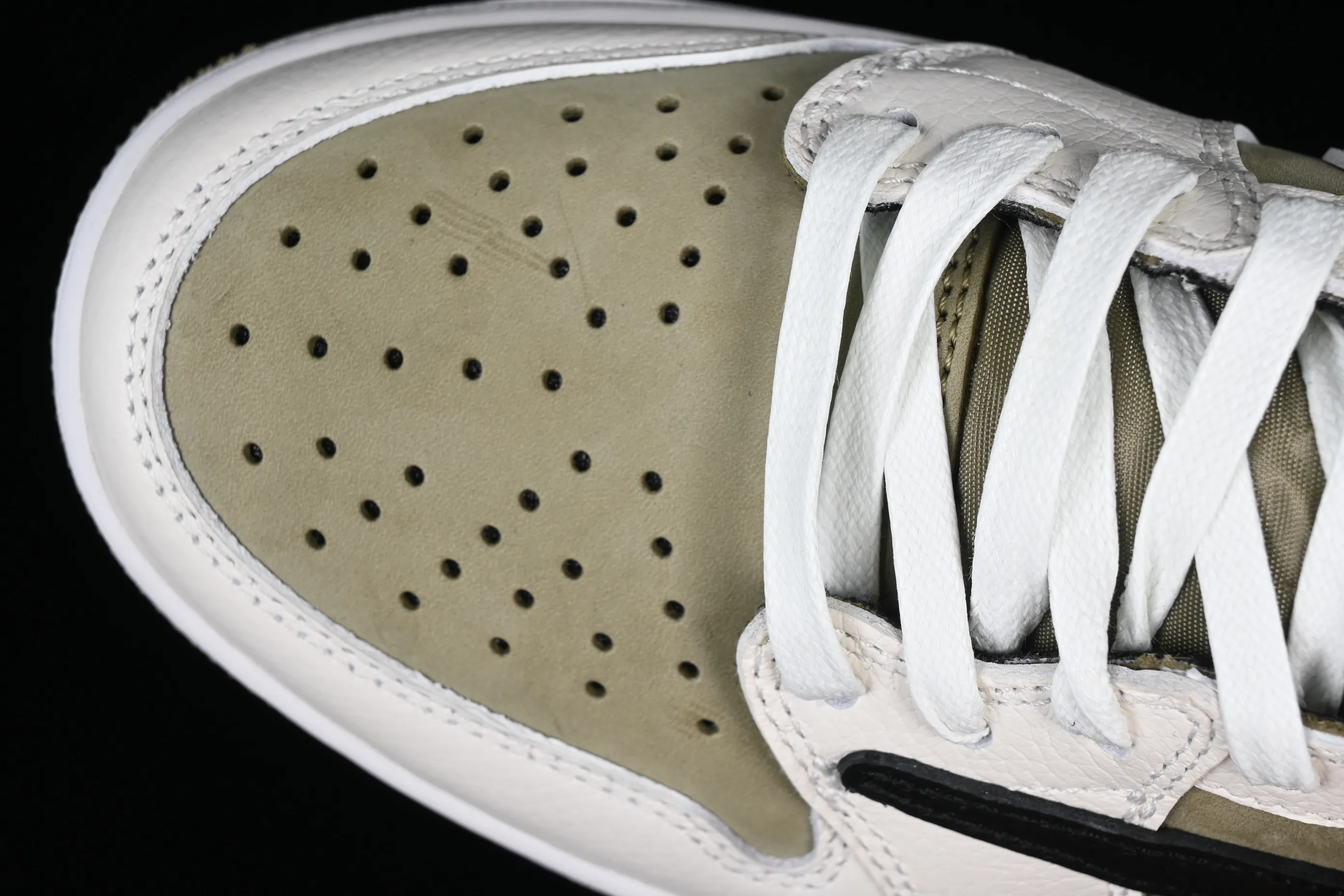 All categories Air Jordan Jordan series basketball shoes Air Jordan 1 Low Travis Scott x Air Jordan 1 Low OG AJ1 Joe 1 joint undercut low-top basketball shoes FZ3124-200